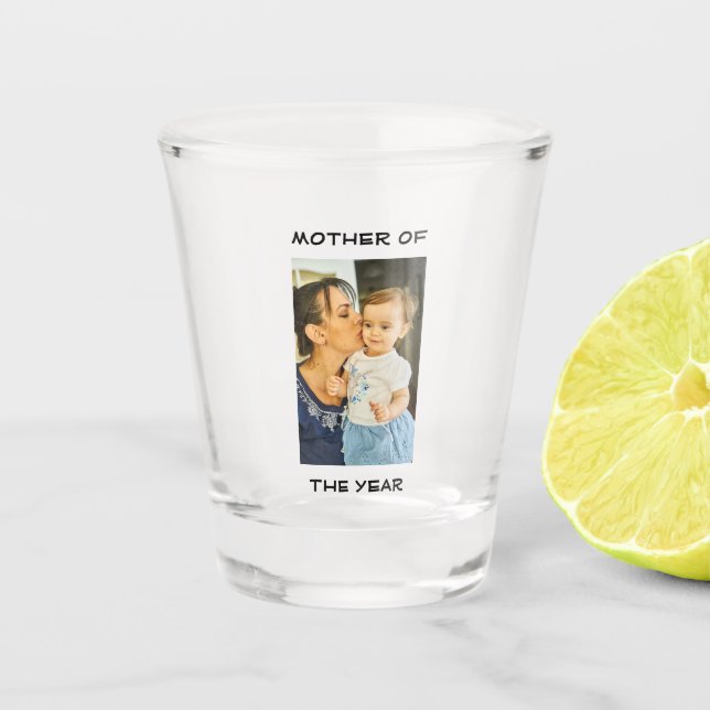 Mutter des Jahres Personalisierte Mama des benutze Schnapsglas (Vorderseite)