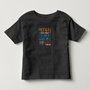 Mütter, die Geschenke halten, halten ihre Kinder i Kleinkind T-shirt