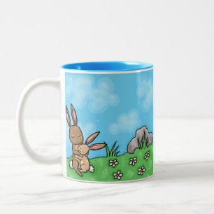 Mutter-Kaninchen und Baby-Häschenumarmung Zweifarbige Tasse