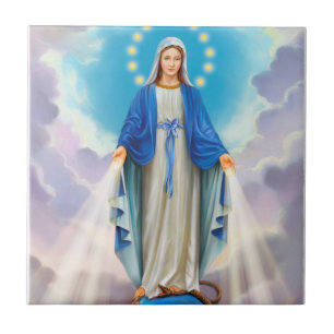 Mutter Mary Fliese
