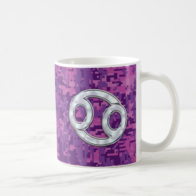 Mutter Perlkrebs Zodiac-Zeichen auf digitaler Camo Kaffeetasse (Rechts)