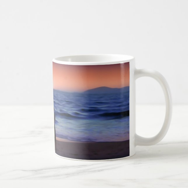 Mutter & Tochter Spaziergang am Strand (Muttertag) Kaffeetasse (Rechts)