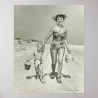 Mutter und Sohn zu Fuß