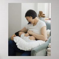 Mutterbrust fütternd Baby