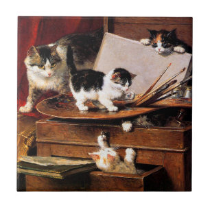 Mutterkatze und Kätzchen am Tisch Fliese