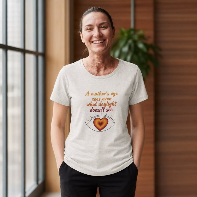 Mütterliche Intuition Tri-Blend Shirt (Von Creator hochgeladen)