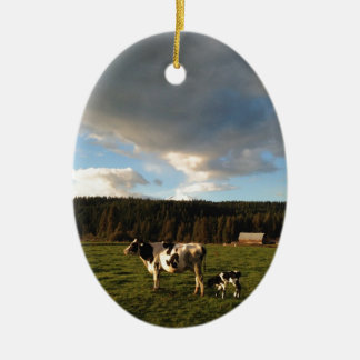 Muttermilch in den Gebirgswiesen Keramikornament