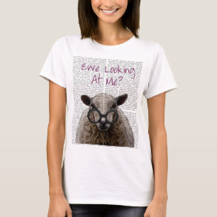 Mutterschaf, das mich DeNiro Schafe 2 betrachtet T-Shirt