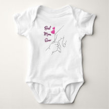 Muttertagsgeschenke, Kinderbekleidung und Herzensl