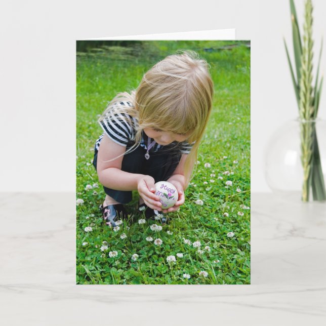 Muttertagsmädchen mit Ei Karte (Vorderseite)