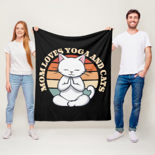Mutti liebt Katzen und Yoga Fleecedecke