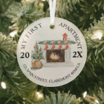 My First apartment keepsake fireplace Ornament Aus Glas<br><div class="desc">Meine ersten Weihnachten in der neuen Wohnung halten Sake-Ornament und Dekoration.</div>