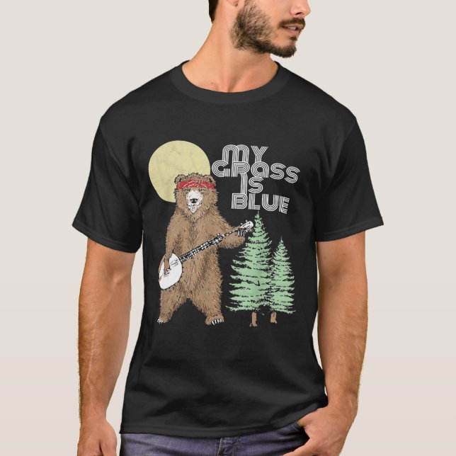 My Grass Is Blue Banjo Bear   Hippie Grizzly2 T-Shirt (Vorderseite)