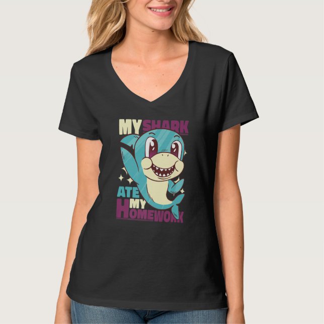 My Shark ate my Homework for Students T-Shirt (Vorderseite)