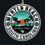 Myrtle Beach South Carolina Retro Sunset Souvenirs Keramik Ornament<br><div class="desc">Myrtle Beach South Carolina Retro Sunset Souvenirs Stickers. Dieses Retro Myrtle aus dem Vintagen Design von South Carolina ist ein großartiges Weihnachts- oder Geburtstagsgeschenk für Fans von South Carolina Beach. Das Retro Sommercamp ist ein perfektes Geschenk für Reisende und Liebhaber von tropischen Reisezielen.</div>