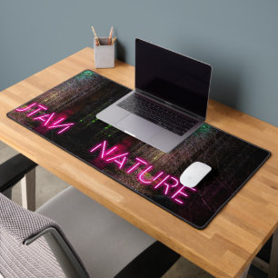 Mystérieuse forêt d'épinette nature néon magenta