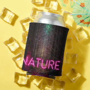Mysteriöse Fichtenwälder Natur Neon magenta Zeiche Dosenkühler