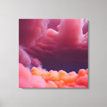 Mysteriöse rosa und orangefarbene Wolken