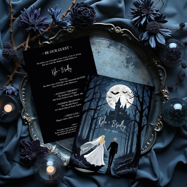 Mysterious Forest Wedding Couple Haunted Castle Einladung (Mysterious Forest Wedding Couple Haunted Castle Invitation Card Design.)