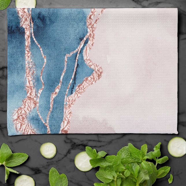 Mystic Elegance | Aquamarines Blau und Rose Gold A Geschirrtuch (Von Creator hochgeladen)