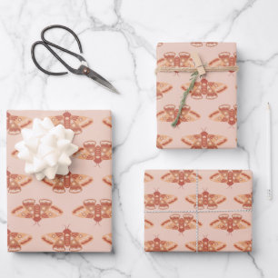 Mystic Moth Pattern auf Blush Pink Wrap Geschenkpapier Set
