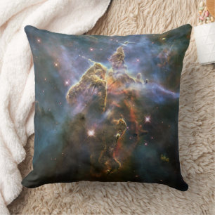 Mystic Mountain im Carina-Nebel Hubble-Weltraumtel Kissen