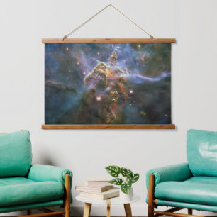 Mystic Mountain im Carina-Nebel Hubble-Weltraumtel Wandteppich Mit Holzrahmen