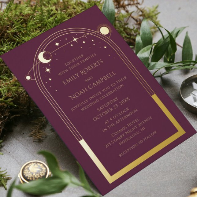 Mystical Plum Gold Sun Moon Stars Foto Wedding Folieneinladung (Von Creator hochgeladen)