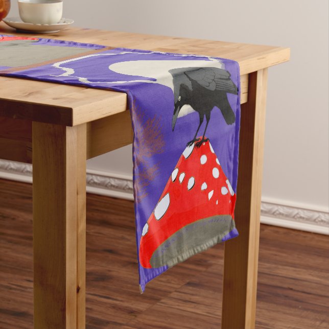🍽️ Mystical Raven Table Runner Kurzer Tischläufer (Beispiel)