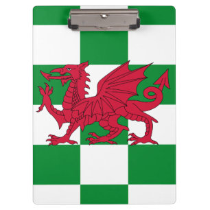 Mystical Red Celtic Dragon Flag Wales Klemmbrett