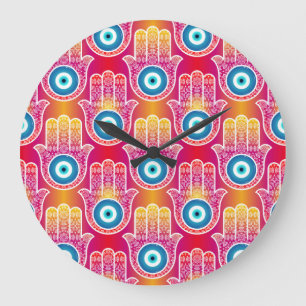 Mystische Hamsa: verziert nahtloses Design. Große Wanduhr