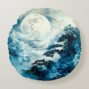 Mystische mondbeschienene Berglandschaft Rundes Kissen