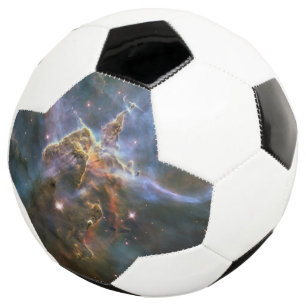 Mystischer Berg in Carina Nebula Hubble Space Fußball