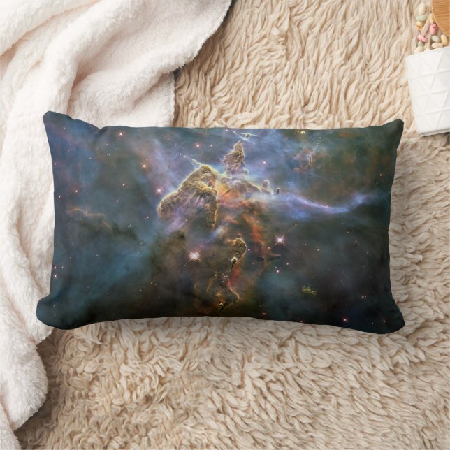 Mystischer Berg in Carina Nebula Hubble Space Lendenkissen (Decke)