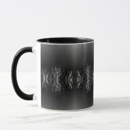 Mystisches Glühen BW der Zweige des Schwarzwaldes Tasse
