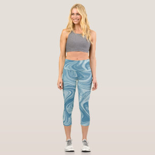 Mystisches Wasserbild blaue Farbgestaltung Capri Leggings