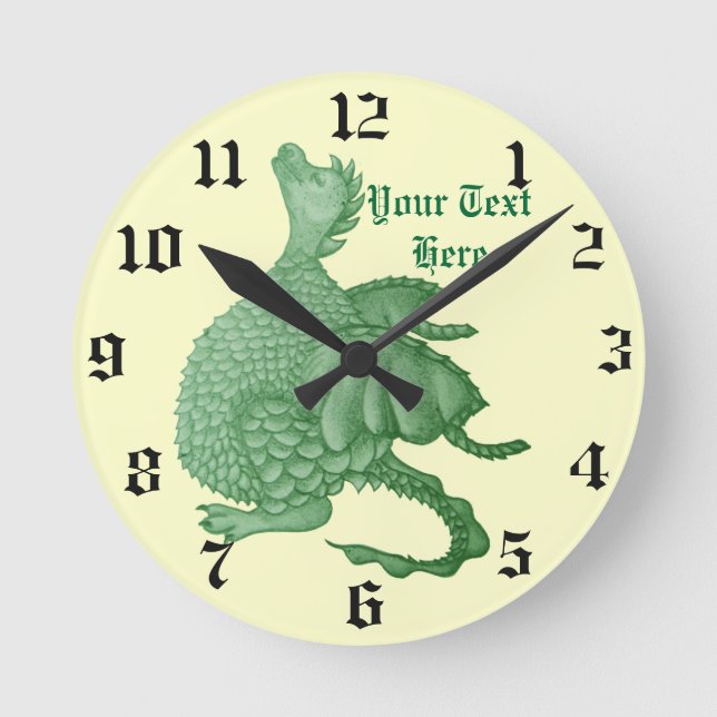 Mythische Fantasiewesen niedlicher grüner Drache Runde Wanduhr (Vorderseite)