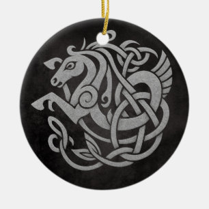 Mythisches Wikingpferd - Symbol der Knüpfarbeit No Keramik Ornament