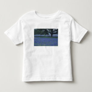 NA, Texas, Devine, Eichen und blaue Bonnets Kleinkind T-shirt