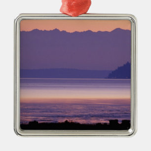 NA, USA, Washington, Conway. Olympische Berge Ornament Aus Metall