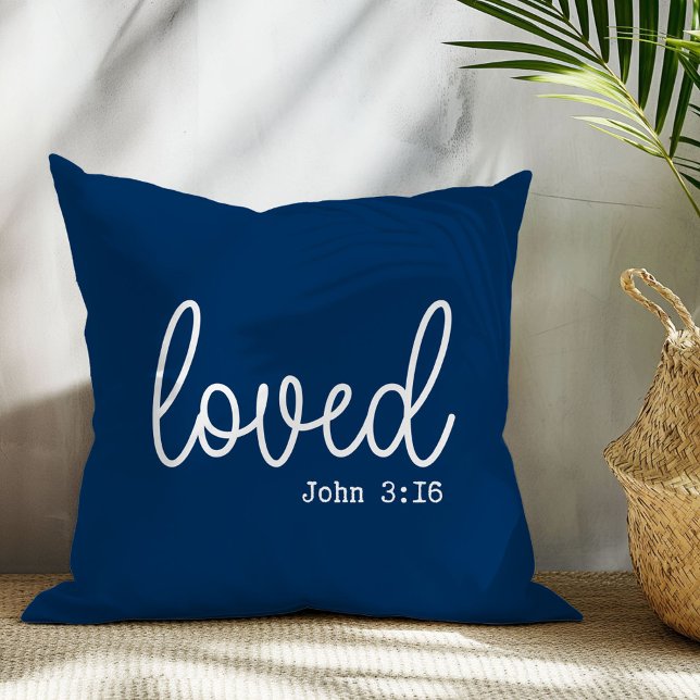 Naby Blue Loved Quote Throw Kissen (Von Creator hochgeladen)