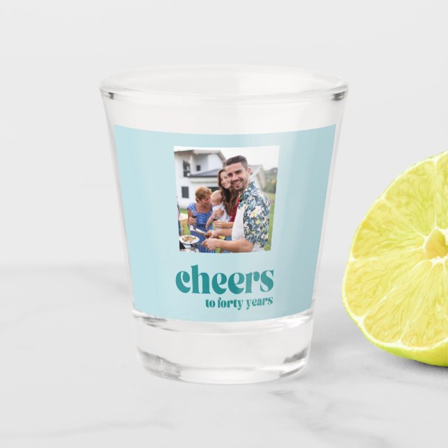 Nach 40 Jahren, aquamariner Retro Custom Foto Cool Schnapsglas (Vorderseite)
