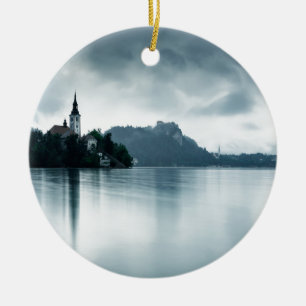 Nach dem Regen in dem See geblutet Keramik Ornament