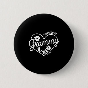 Nach Grammy Est befördert. 2026 Oma, New Baby Ann Button