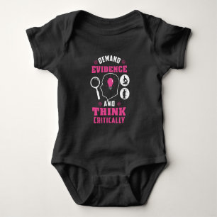 Nachfrageergebnisse und kritisches Denken in Wisse Baby Strampler