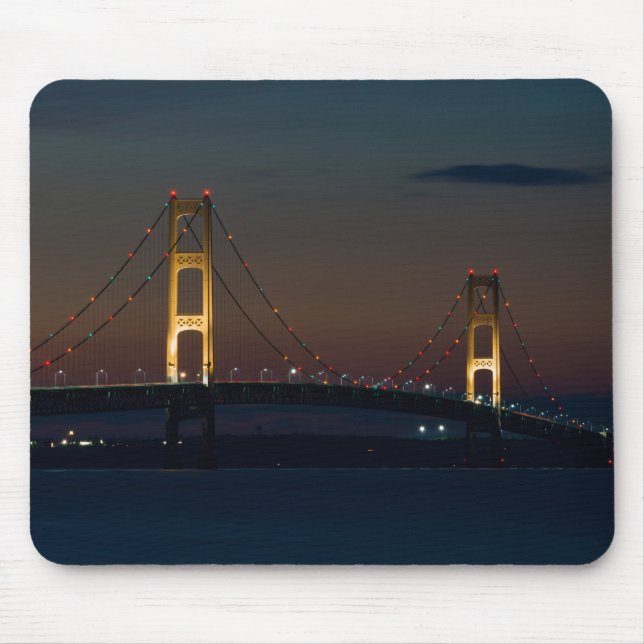 Nacht an der Mackinac-Brücke Mousepad (Vorne)