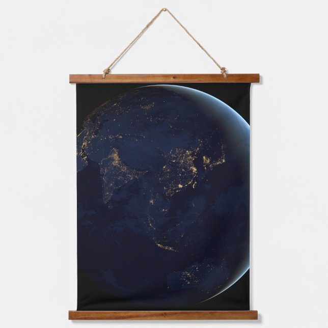 Nacht beleuchtet die Erdstadt in Asien und Austral Wandteppich Mit Holzrahmen (Vorderseite)