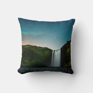 Nacht im Skógafoss Kissen