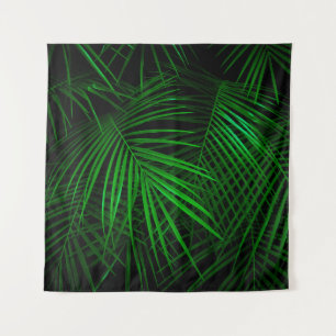 Nacht im tropischen Regenwald. Palm-Blätter beleuc Wandteppich