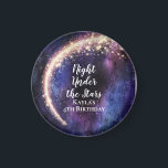 Nacht unter den Sternen Magnet<br><div class="desc">Nacht unter den Magneten der Sterne. Das ist ein lustiges,  skurriles Design,  das einen galaxischen Hintergrund hat,  mit einem Strom von Sternen,  die durch ihn hindurch schießen.  Weitere Party-Vorräte erhalten Sie im Metro-Events Zazzle Shop und unter Metro-Event.com.</div>